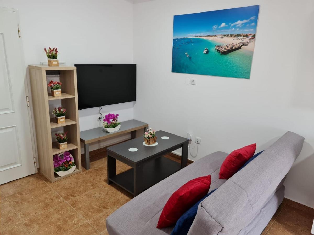 Franmay Apartments - 7 Modern Apartments Near The Beach & City, Perfect For Nomads, Travellers, Families, Watersports! Santa Maria Kültér fotó
